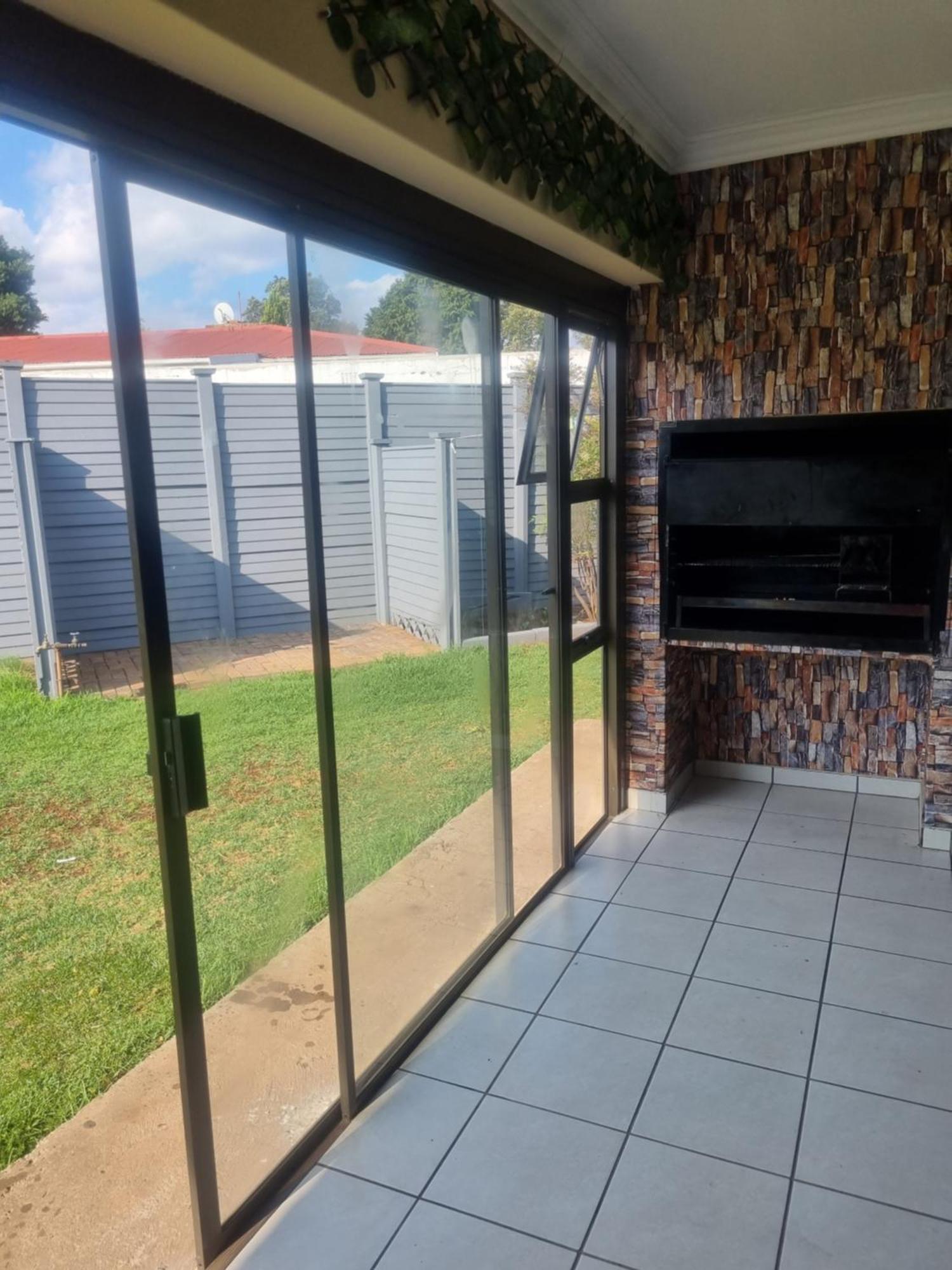 Jazreel B&B Vanderbijlpark Extérieur photo