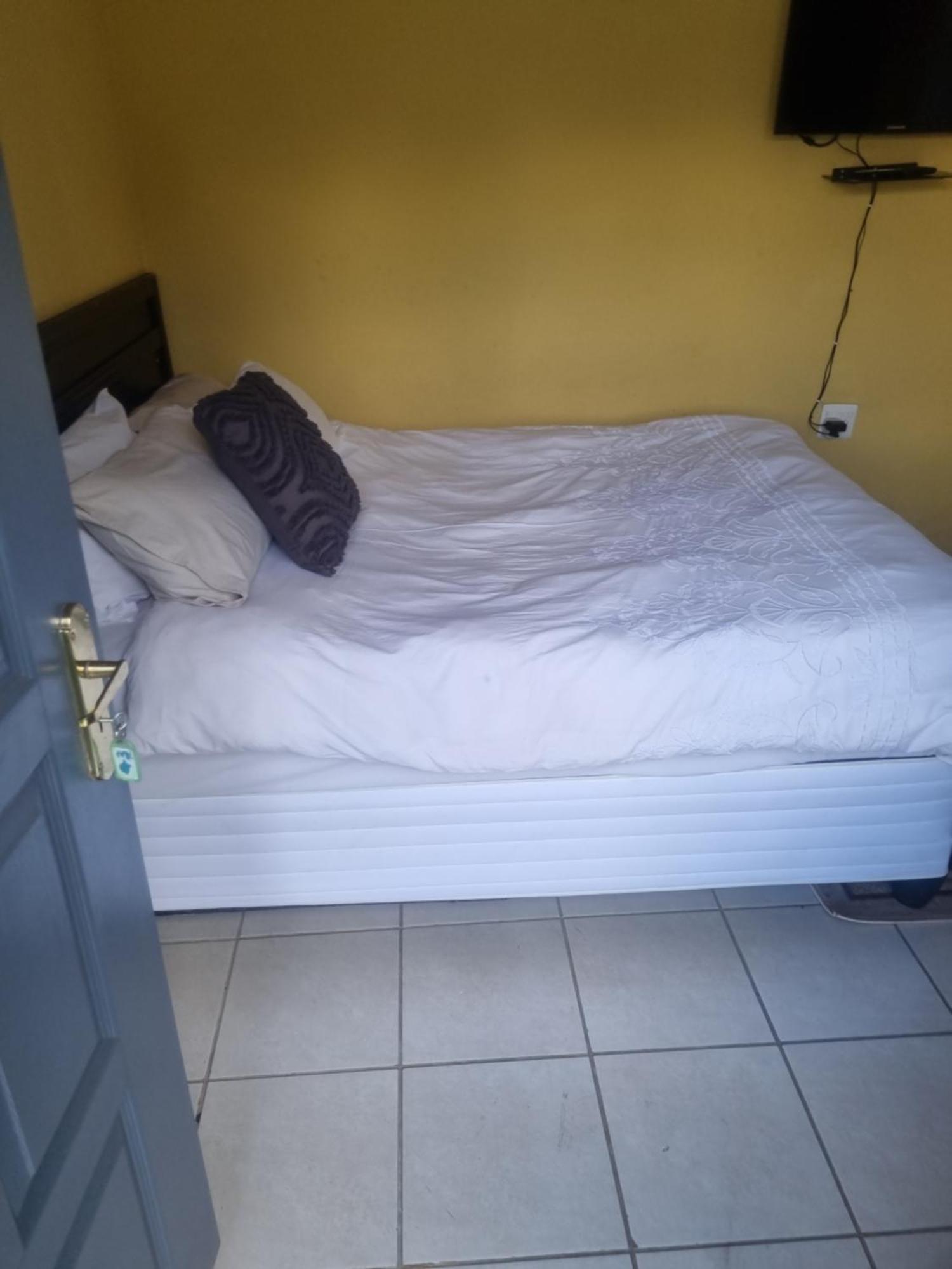 Jazreel B&B Vanderbijlpark Extérieur photo