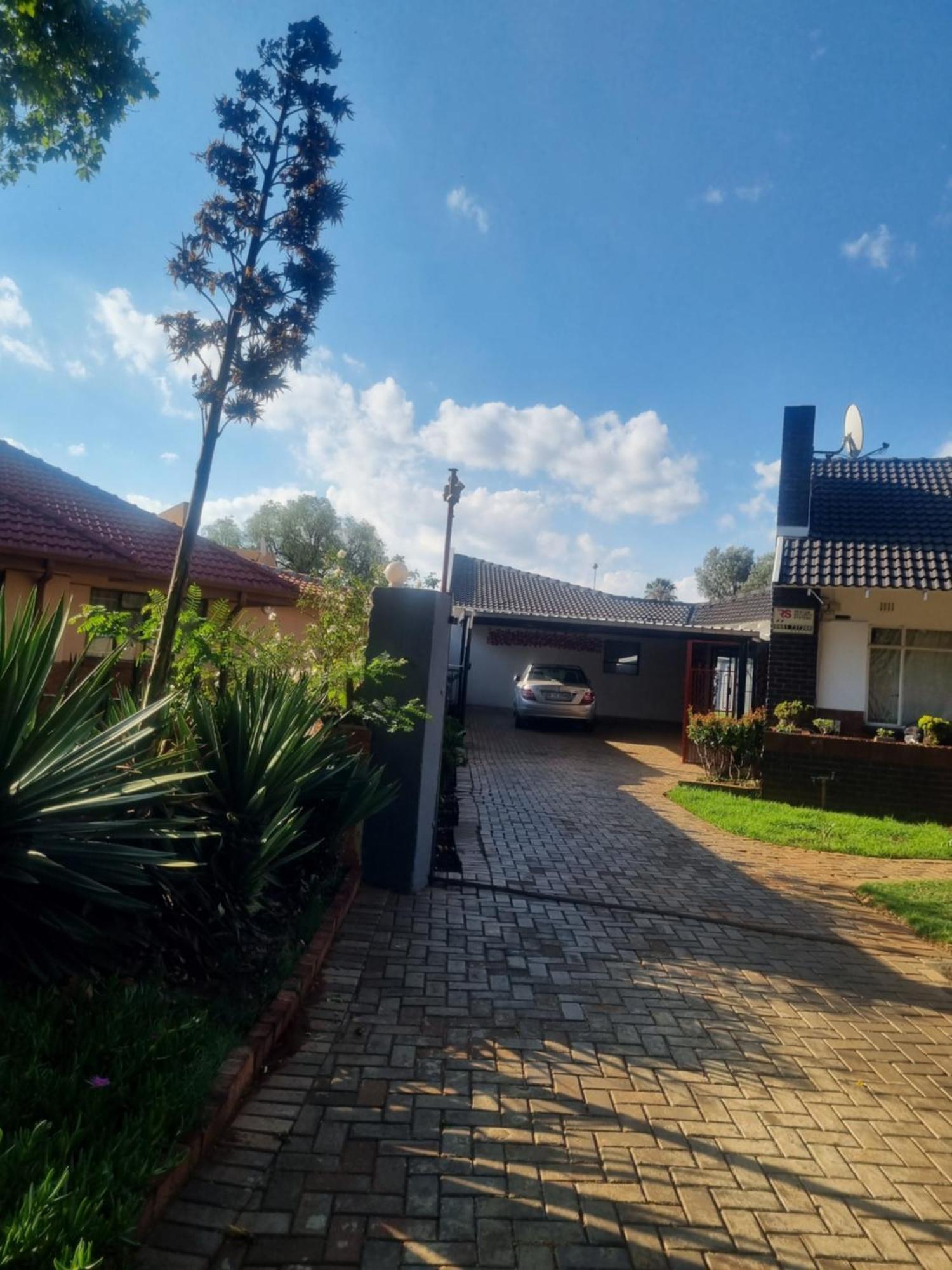 Jazreel B&B Vanderbijlpark Extérieur photo